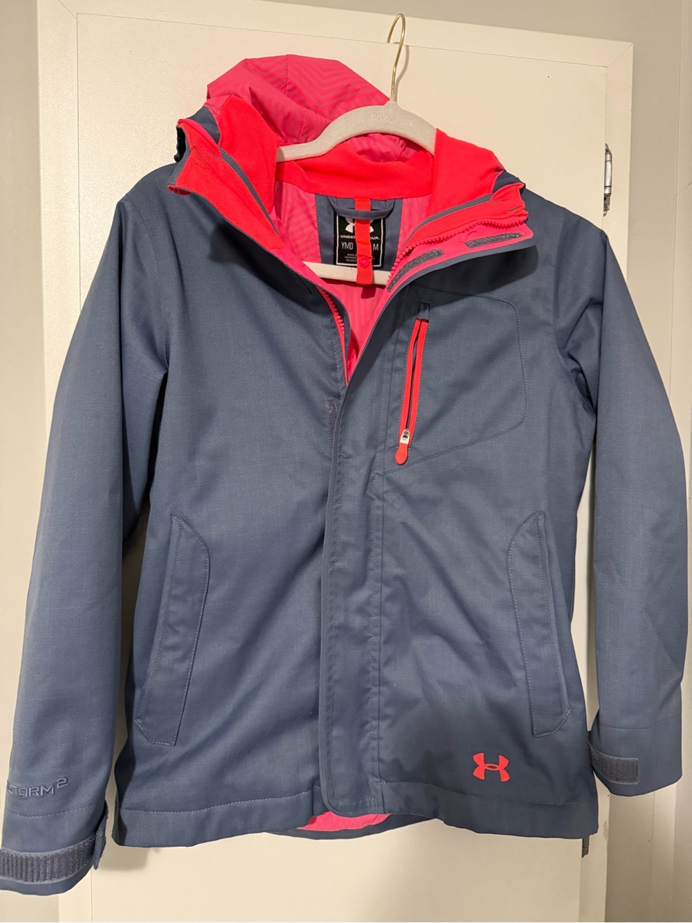93. Under Armour Coldgear Infrared Navy Jacket- Kids Raincoat Medium